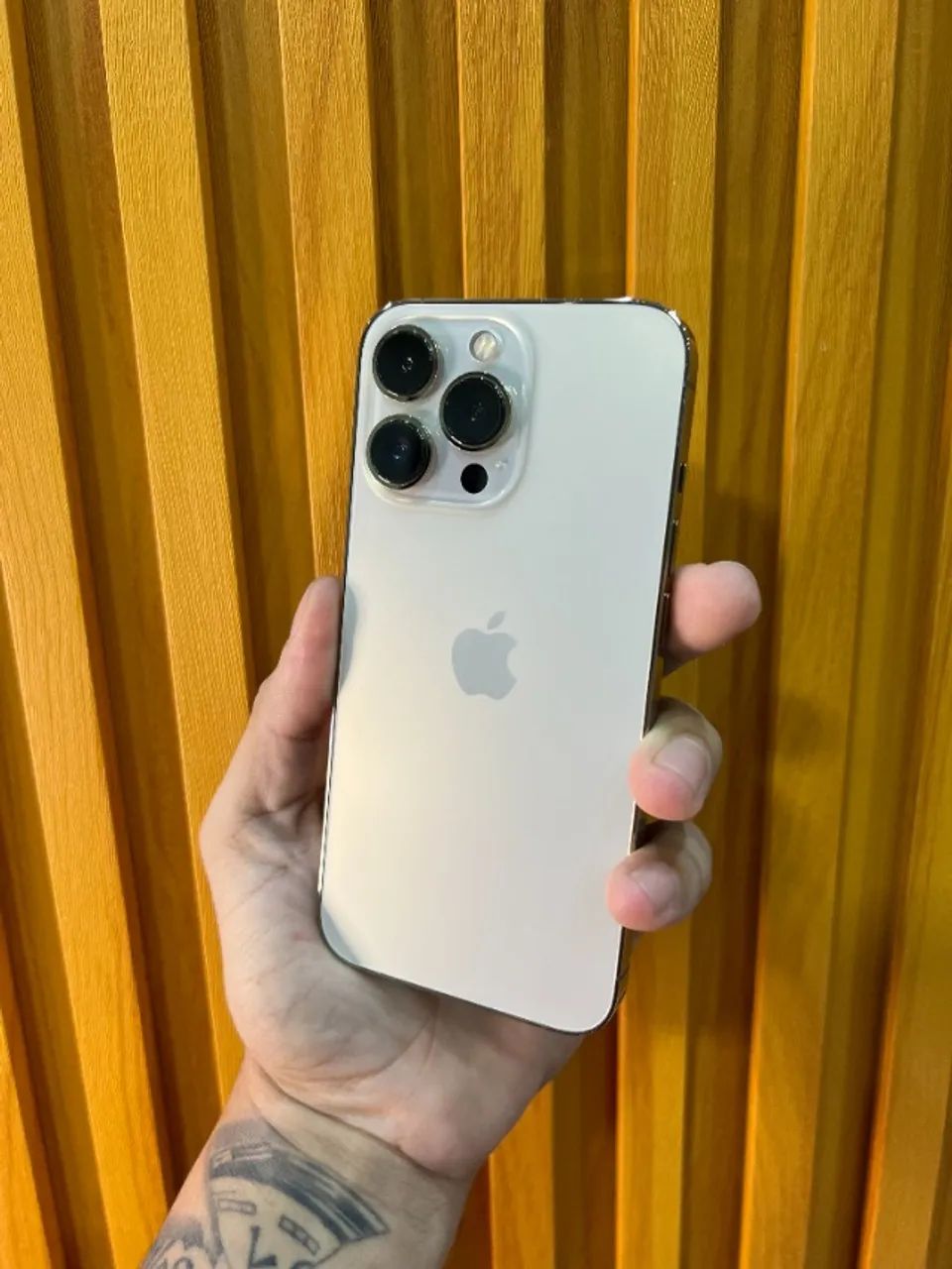 iPhone 13 Pro - 256GB - Excelente Estado e Com Garantia! - Foto 2