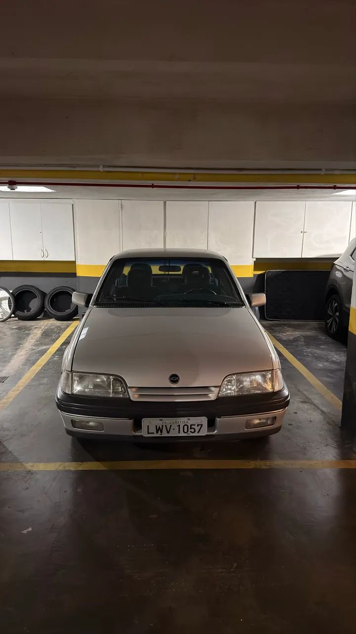 Chevrolet Monza GL 2.0 Efi/sl/l/650/club/barc.2e4p (álcool) 1994