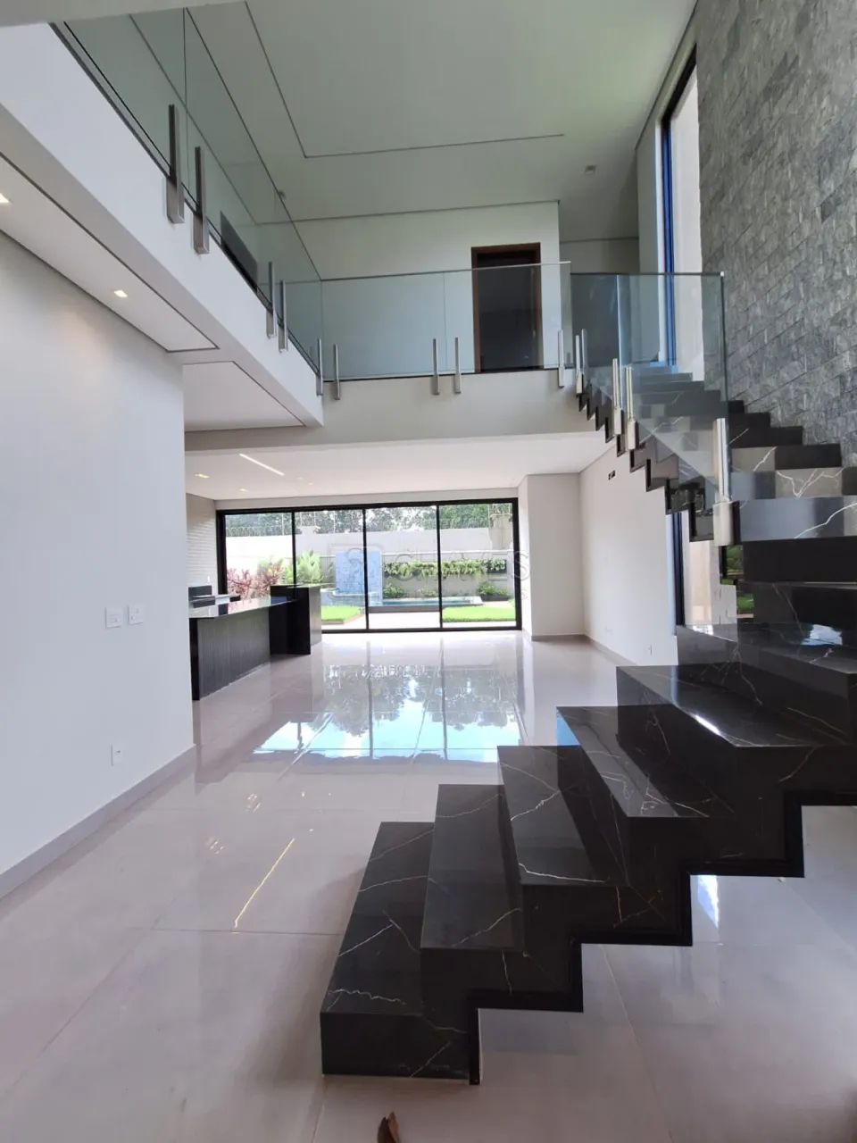 Sobrado de 3 suítes à venda no Condomínio Alto do Castelo I, 269m², Zona Sul, em Ribeirão  - Foto 2