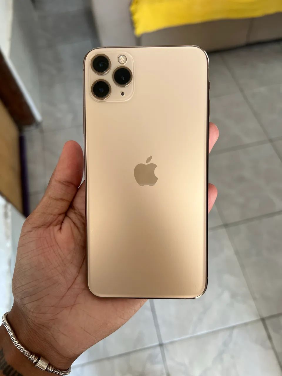 iPhone 11 Pro Max ゴールド 64GB 本体 iPhone 11 Pro Max 64 GB dourado - Excelente (Recondicionado