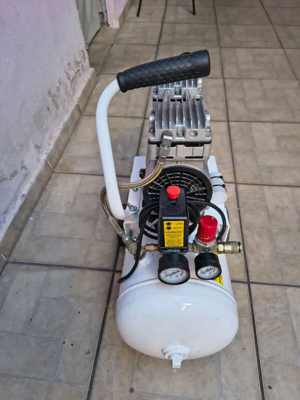 Compressor de ar 24l - Foto 4