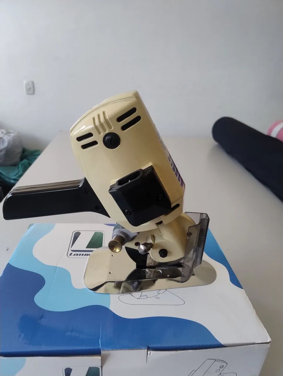 Máquina de cortar tecido de 4 polegadas semi nova - Foto 2