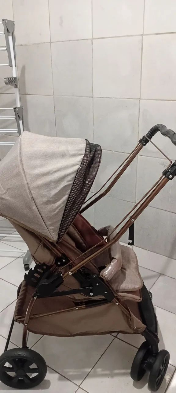 Carrinho e Bebê conforto com suporte - Foto 2