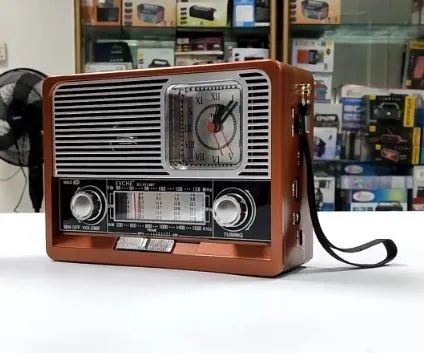 Rádio Retrô com Bluetooth, Relógio e Antena