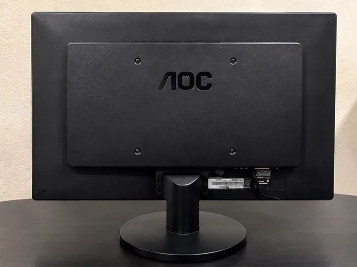 Monitor AOC 18,5? LED - E970SWNL - Foto 3