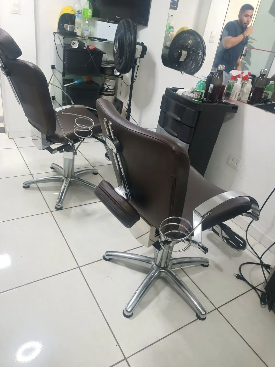 Móveis de salão para cabeleireiro e barbearia  - Foto 3