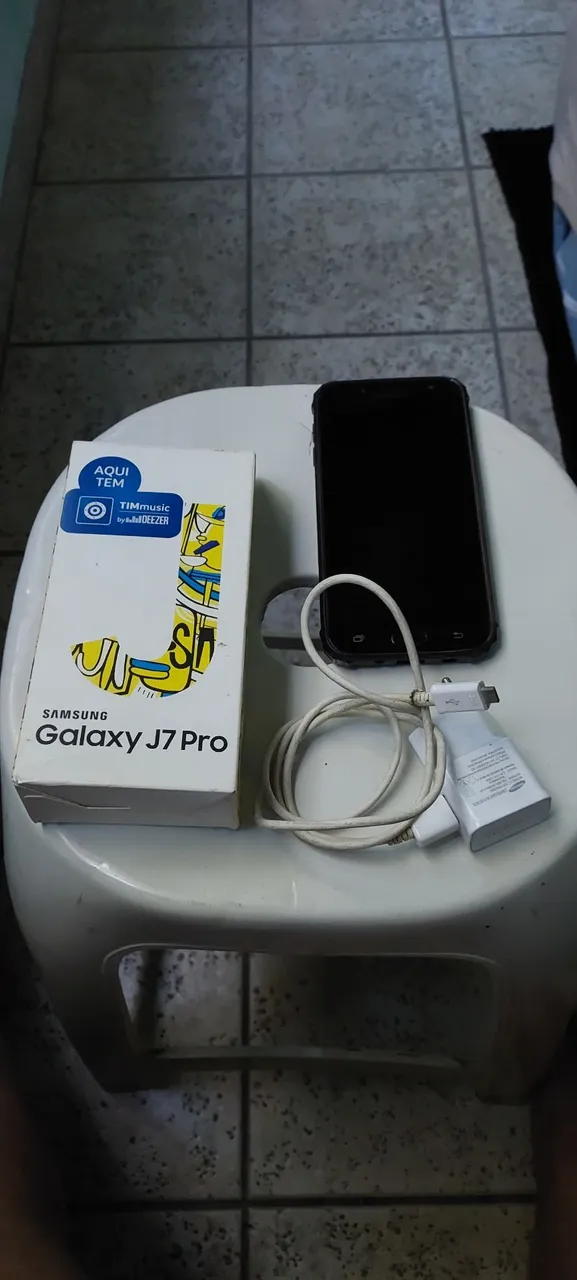 Z FLIP 6 COR EXCLUSIVA (TROCO) - Celulares e Smartphones