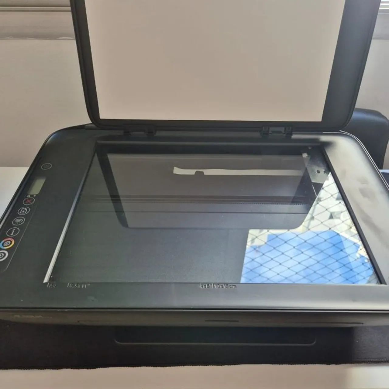 Impressora HP Deskjet 2774 Wi Fi - Foto 2