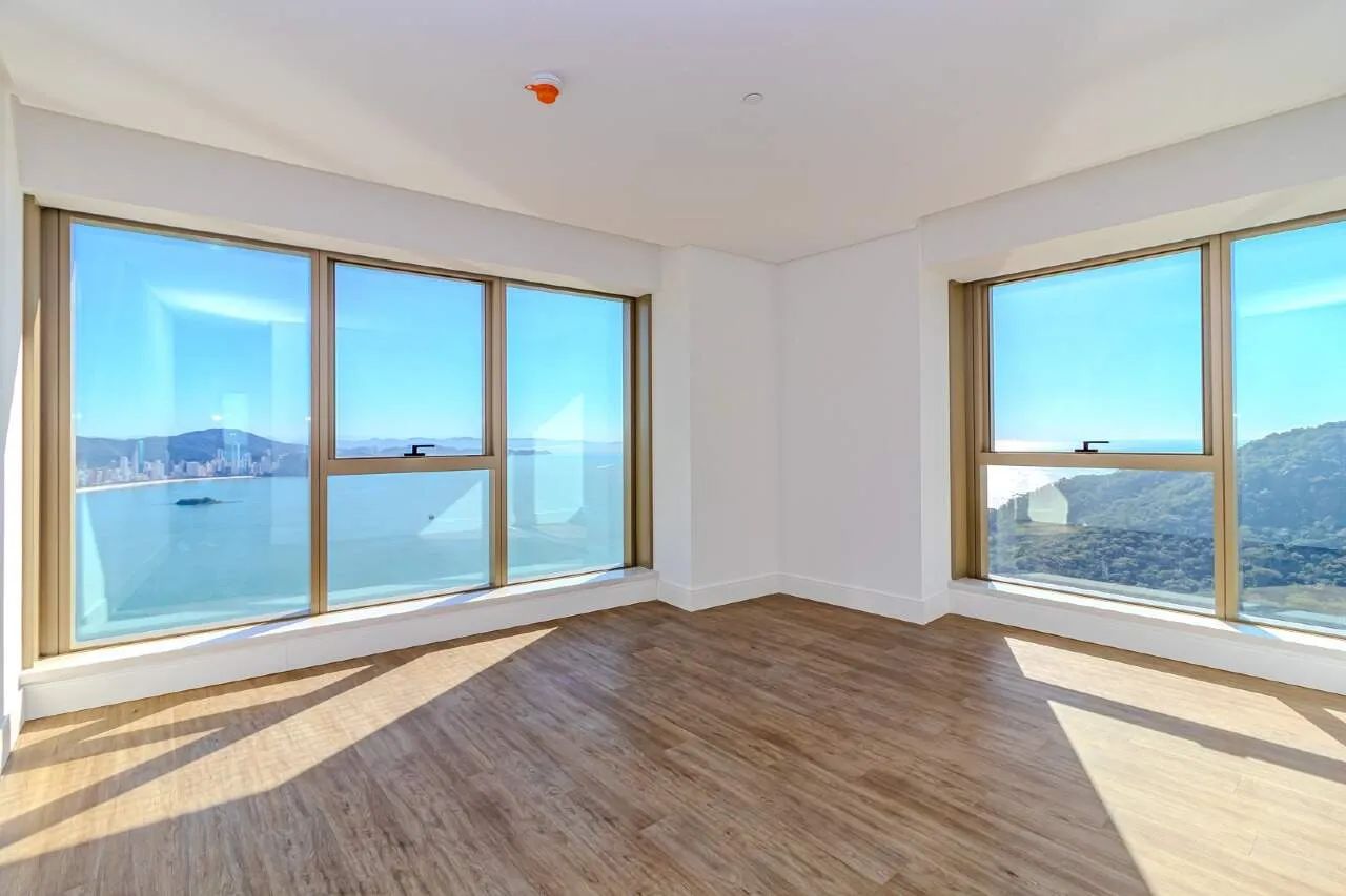 Apartamento à venda no Edifício Yachthouse Residence Club
