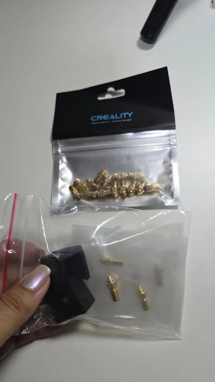 Impressora 3D Creality Ender-3 V3 SE semi nova! - Foto 4