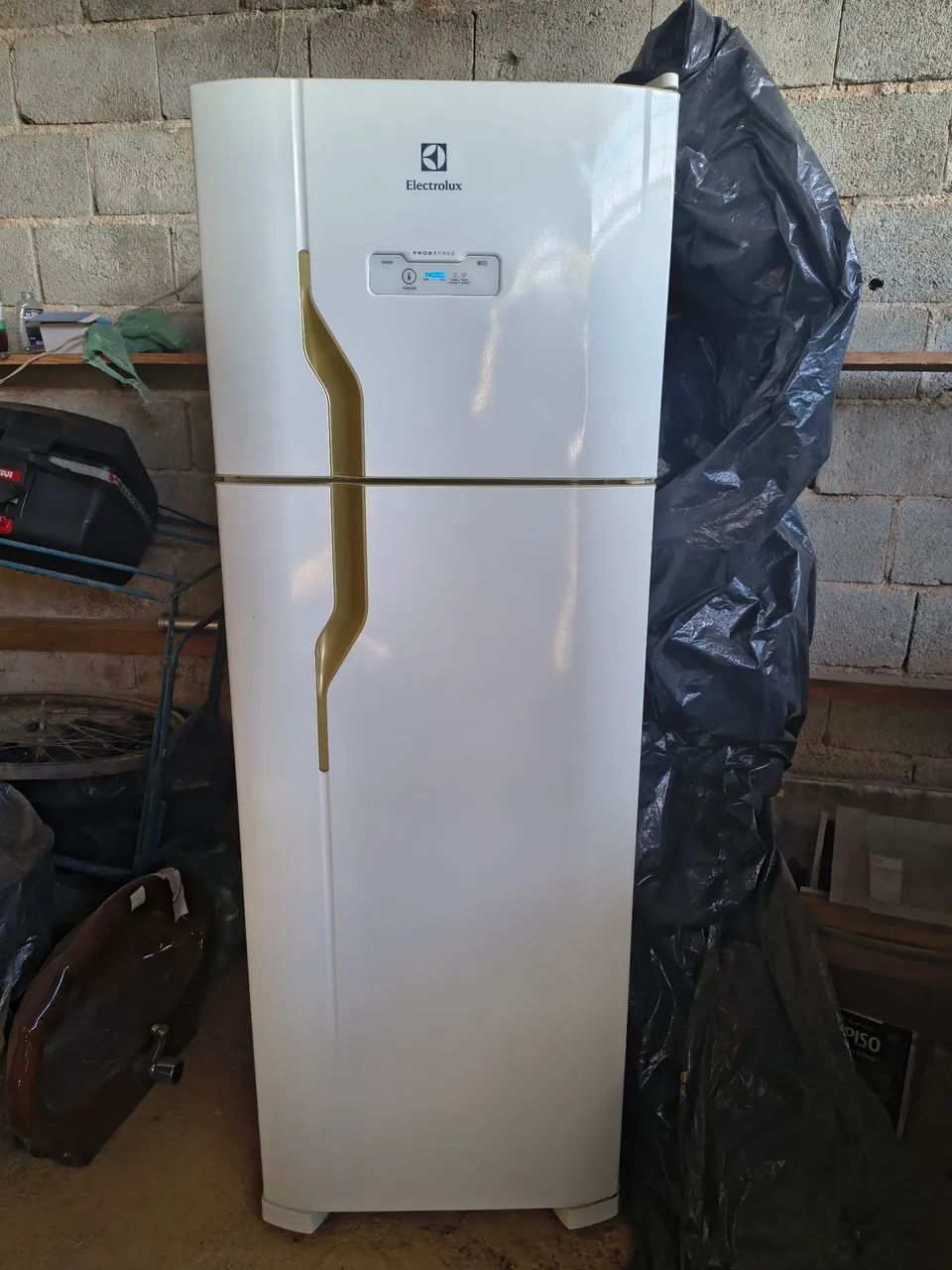 Geladeira Electrolux 380 litros
