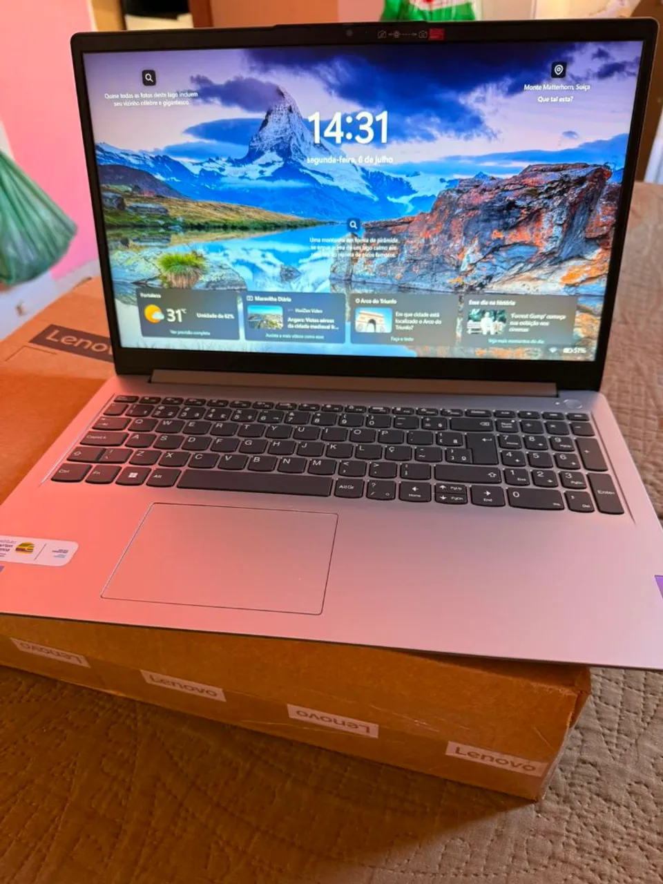 Apple MacBook Pro 2017 - Core i5 | 256GB SSD | Dual Core | 8GB