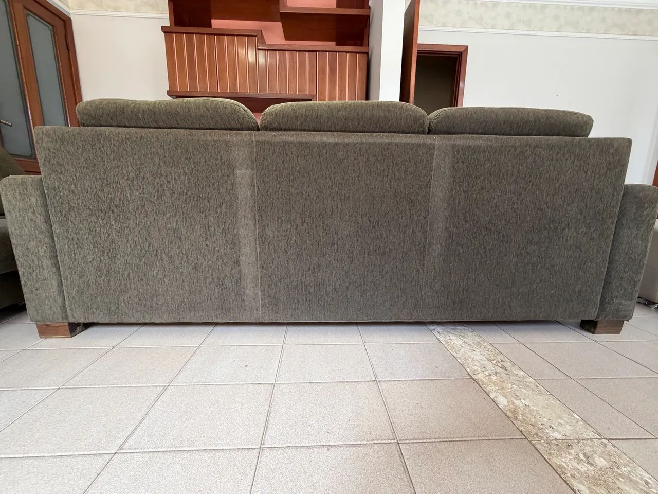 Sofá 2 e 3 lugares - EM ÓTIMO ESTADO - Foto 4