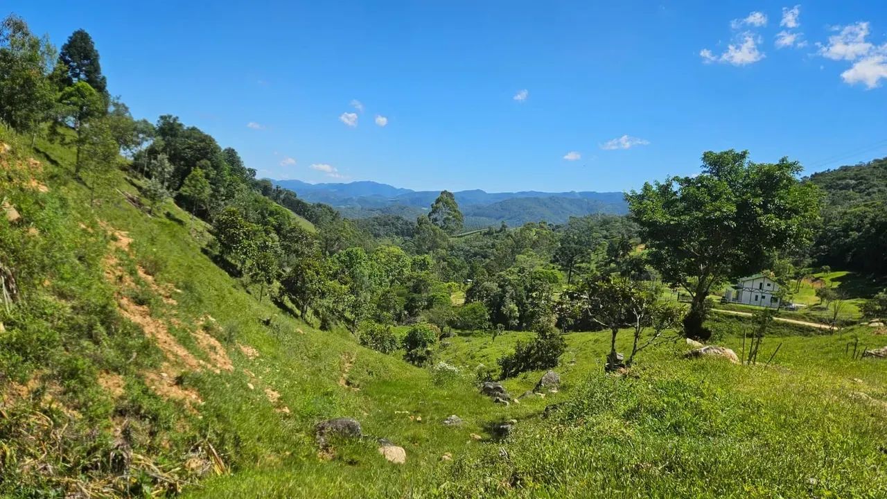 Sitio com linda vista em Águas Mornas - SC