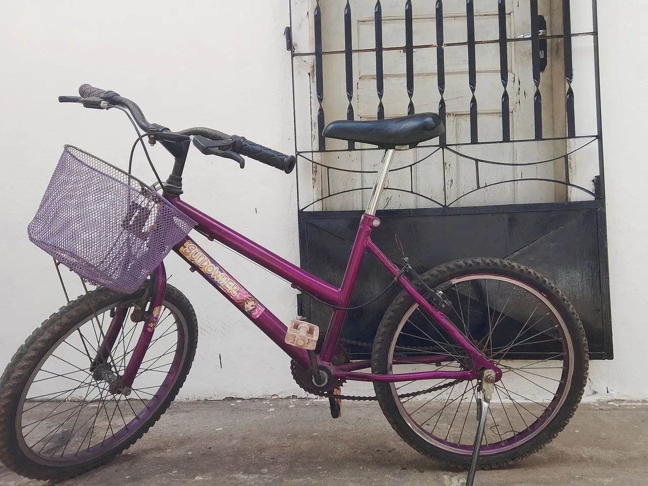 Vende-se uma bicicleta