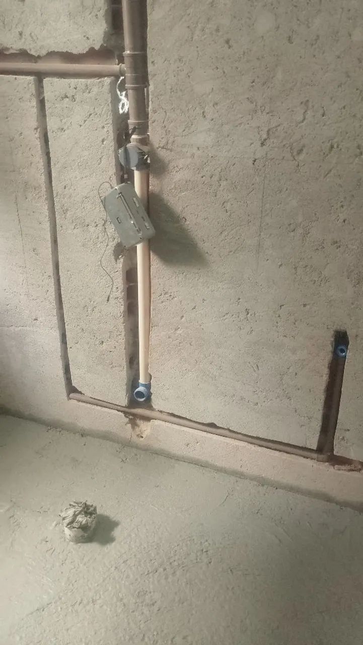 Vaga para pedreiro e servente salário a combinar  - Foto 4