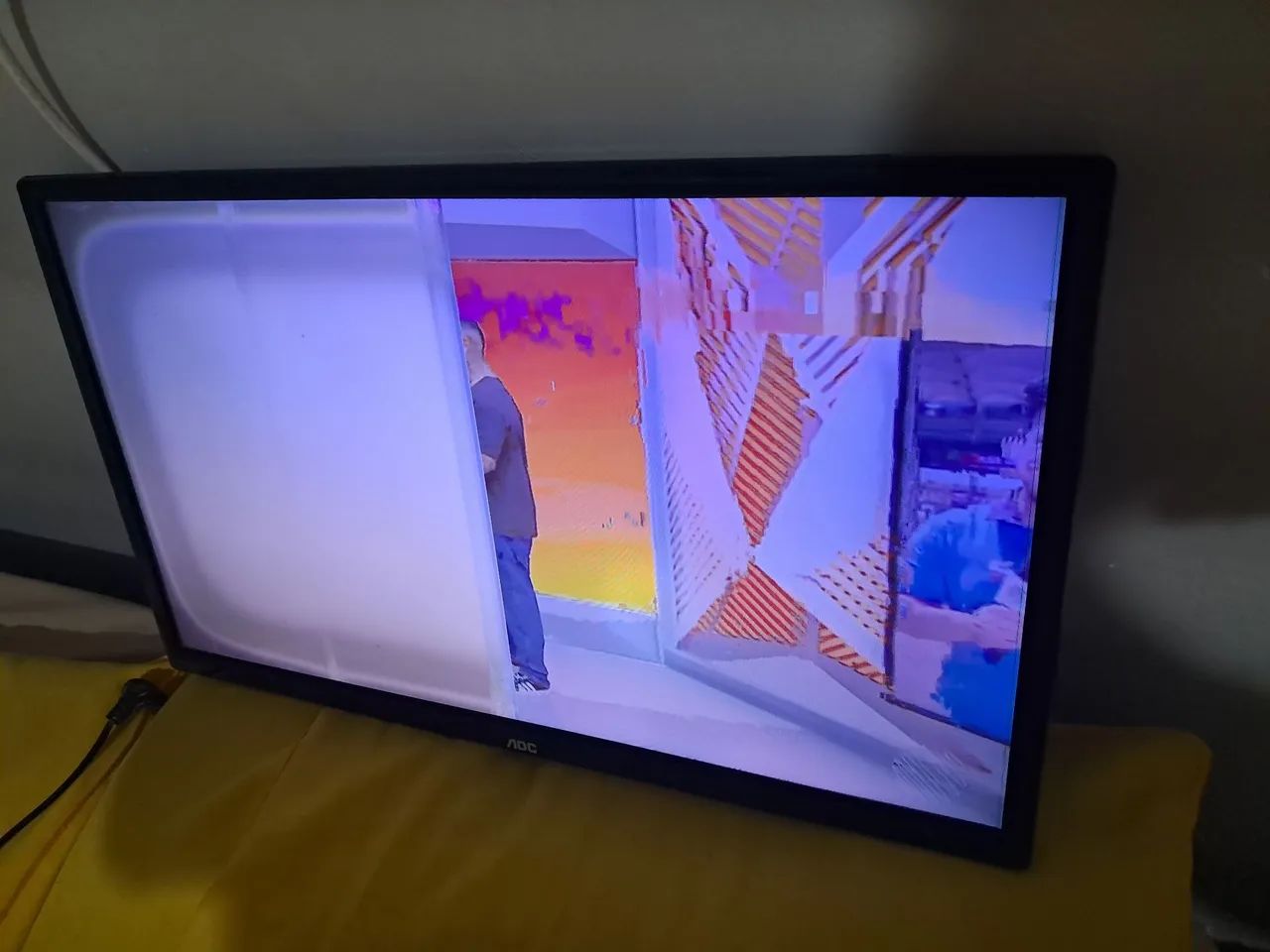 Tv aoc com defeito 