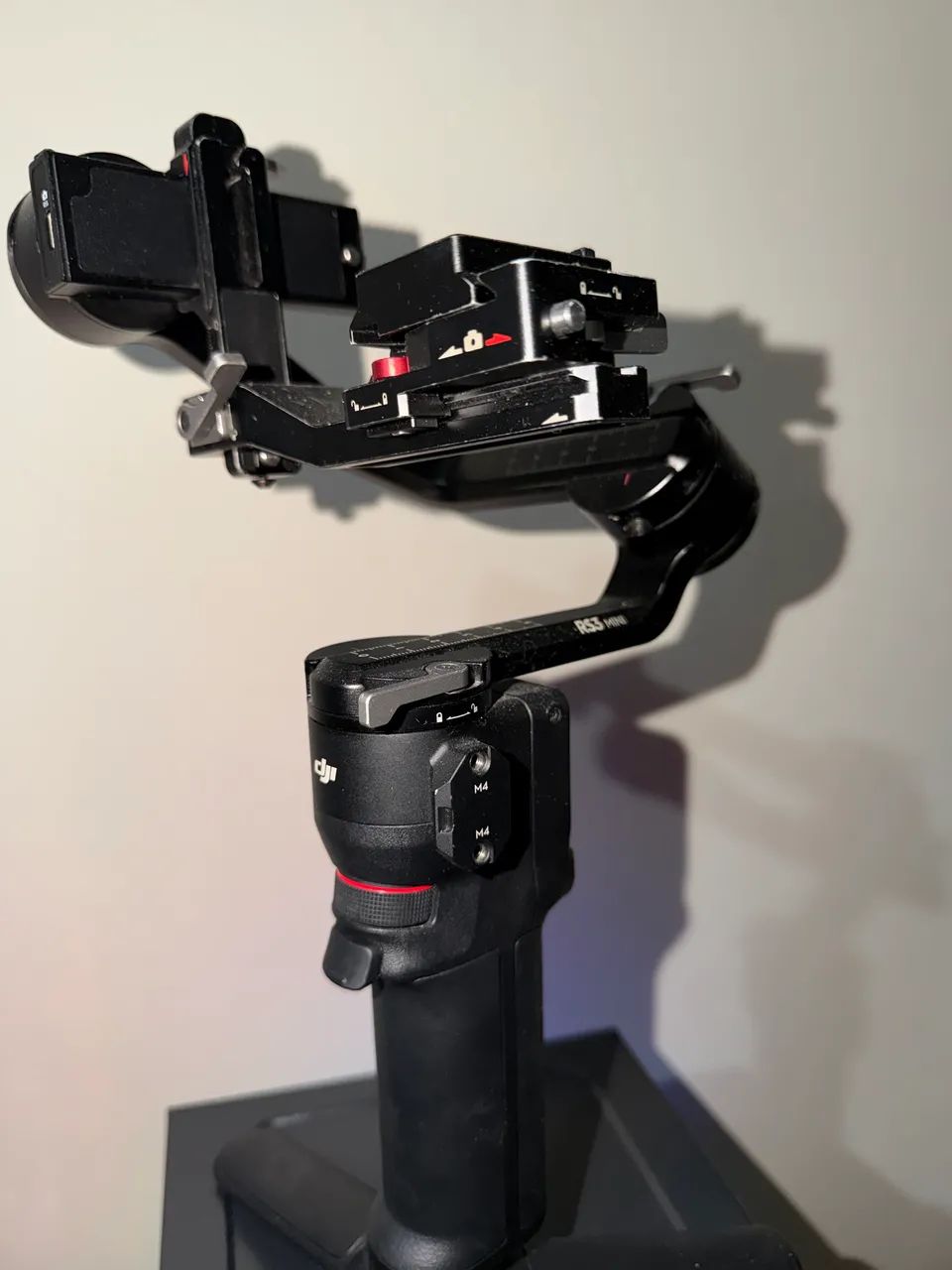 Estabilizador DJI RS3 Mini - Seminovo - Foto 5