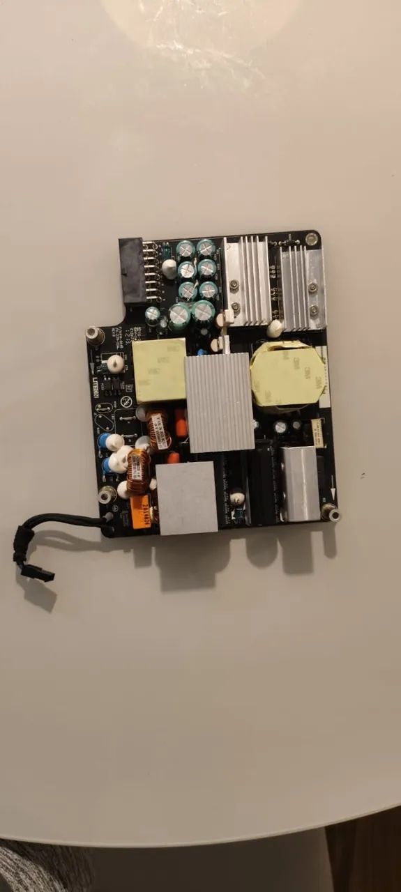 Fonte iMac a1312