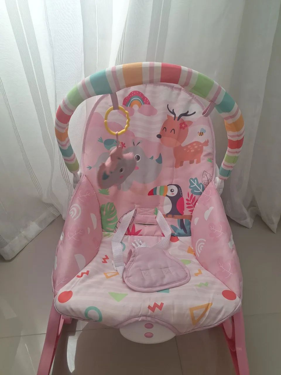 Cadeira de descanso de bebê,  que Vibra e Toca Música  - Foto 2