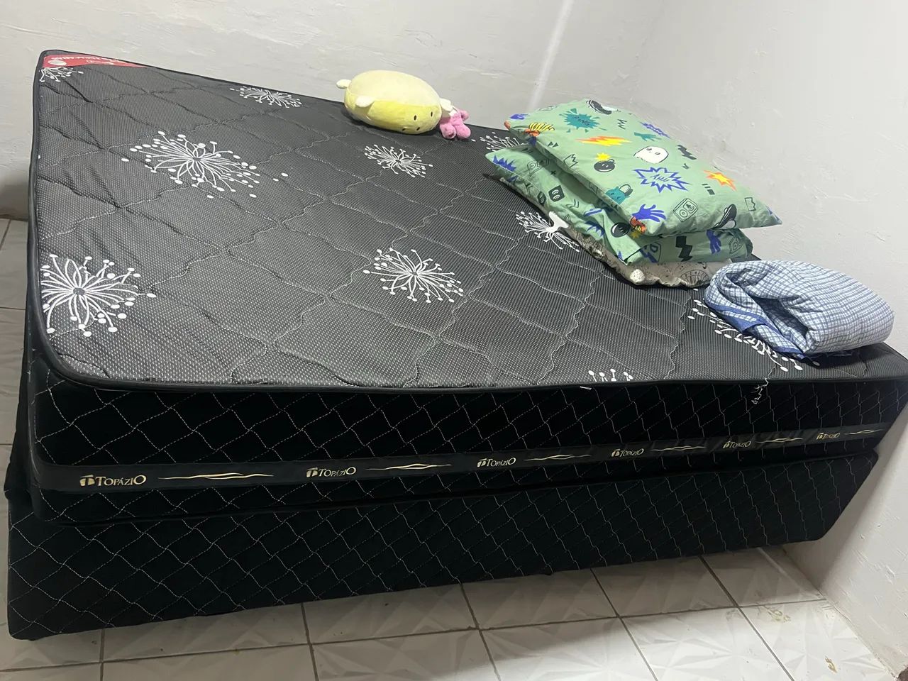 Cama queen size molas ensacadas 