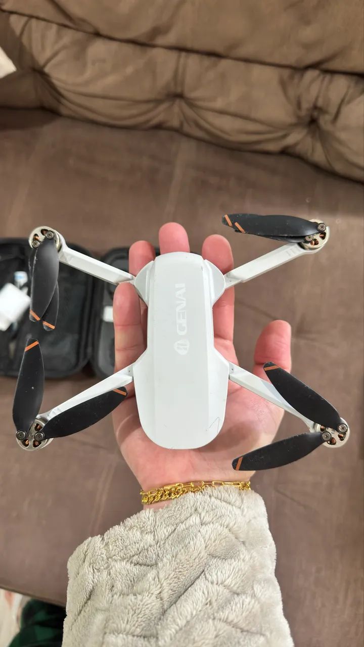 Drone profissional Lsrc S6s Mini Com 2 Baterias 2 Cameras Gps 5g - duas câmeras. - Foto 5