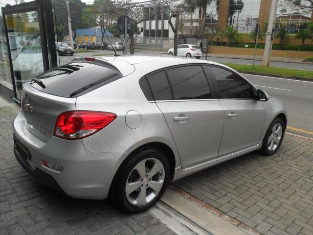 Cruze Hatch Automático com Bancos em Couro e Central Multimidia! - Foto 2