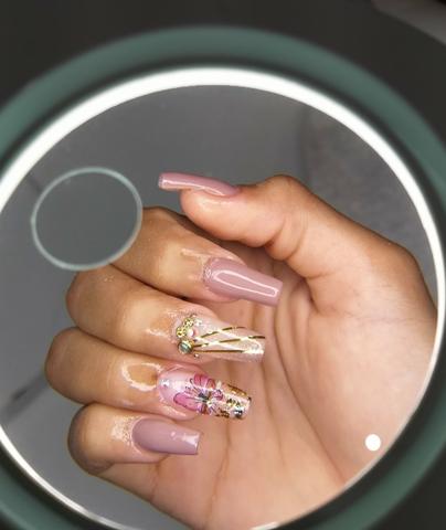 Manicure,pedicure e alongamentos à domicílio - Foto 3