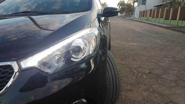 Cerato 2014 com Teto solar - Foto 9