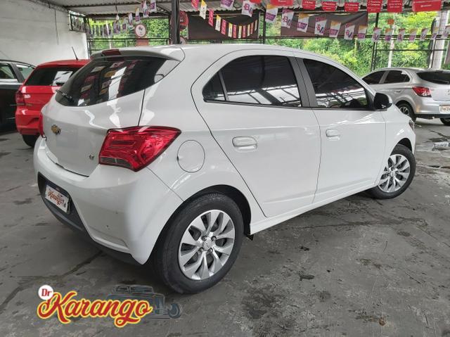 Ônix LT 1.4 Aut. 2018 Ac seu carro de entrada - Foto 2