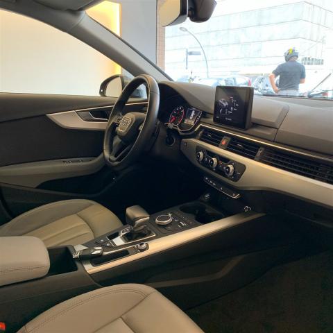 AUDI A4 2018/2018 2.0 TFSI ATTRACTION GASOLINA 4P S TRONIC - Foto 14