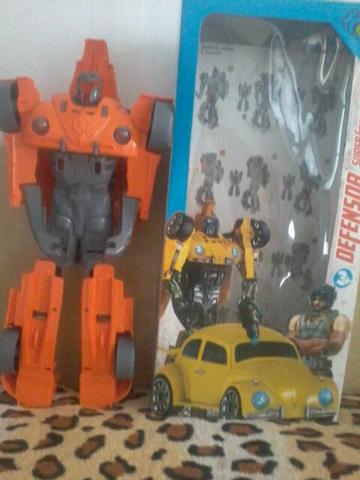 Defensor super guardiões novo vira carro também