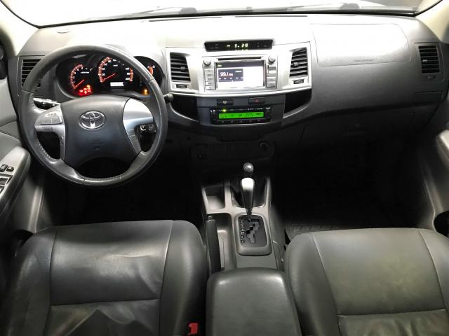 TOYOTA HILUX 2013/2013 2.7 SRV 4X4 CD 16V FLEX 4P AUTOMÁTICO - Foto 6
