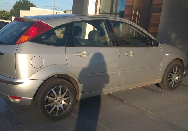 Ford Focus 1.6 - Foto 6