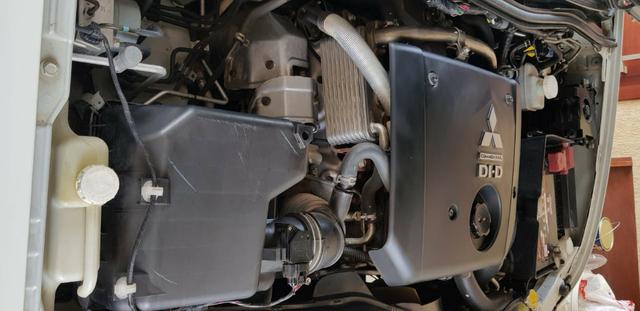 L200 Triton 2014 Hpe 3.2 cd diesel 4x4 manual - Foto 10