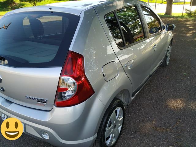 Sandero Privilege 1.6 (8V) - Foto 2