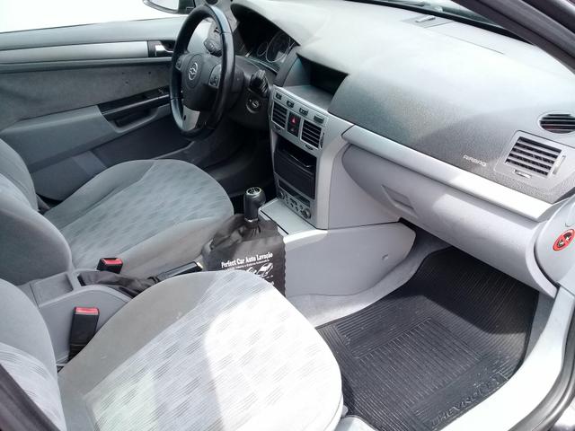 Vectra elegance 2.0 8v aceito troca - Foto 7