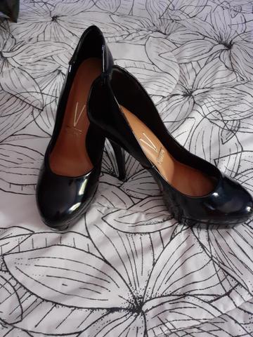 Sapatos semi novos - Foto 2