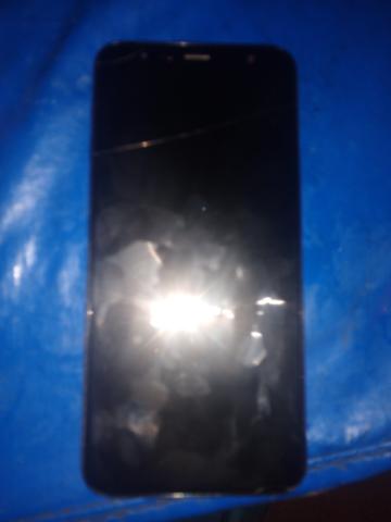 Celular j6+