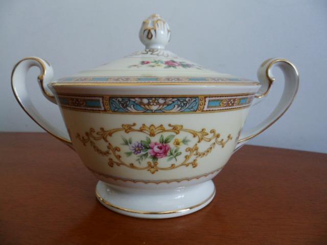 Açucareiro (Sugar Bowl & Lid) em Porcelana Chinesa Noritake 5032 Colby Blue