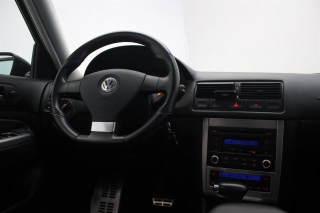VOLKSWAGEN GOLF 2009/2010 2.0 MI BLACK EDITION 8V FLEX 4P TIPTRONIC - Foto 14
