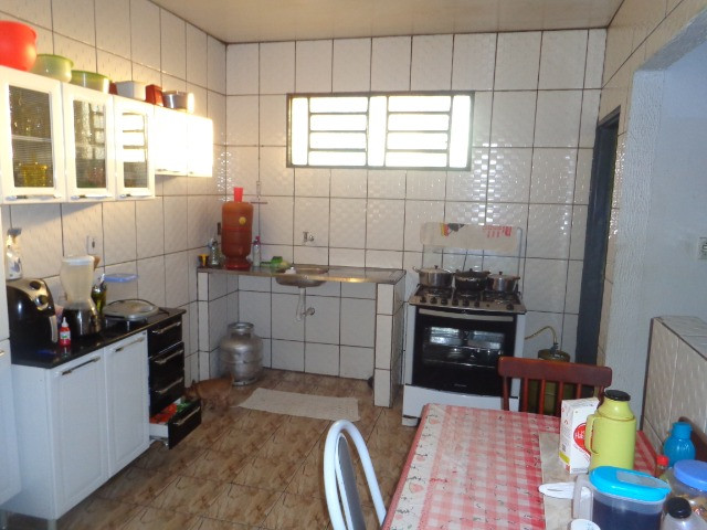 QR 512 Ótima Casa 3 Quartos E s c r i t u r a d a - Foto 8
