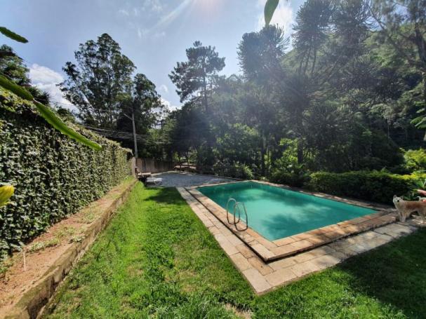 Casa à venda, Samambaia Petrópolis RJ