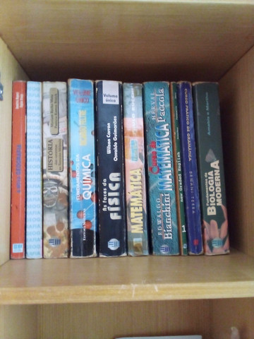 Biblioteca de livros para segundo grau completo livros atuais. - Foto 2
