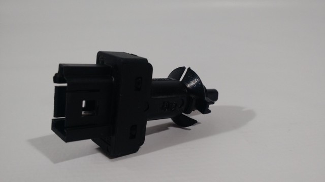 Interruptor Do Pedal De Embreagem Mercedes-benz Classe A160 - Foto 3