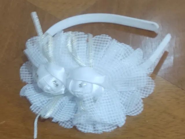Vestido de Noiva,Tam P, com Tiara. - Foto 4