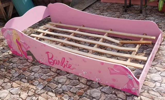 Cama infantil da barbie  +84 anúncios na OLX Brasil