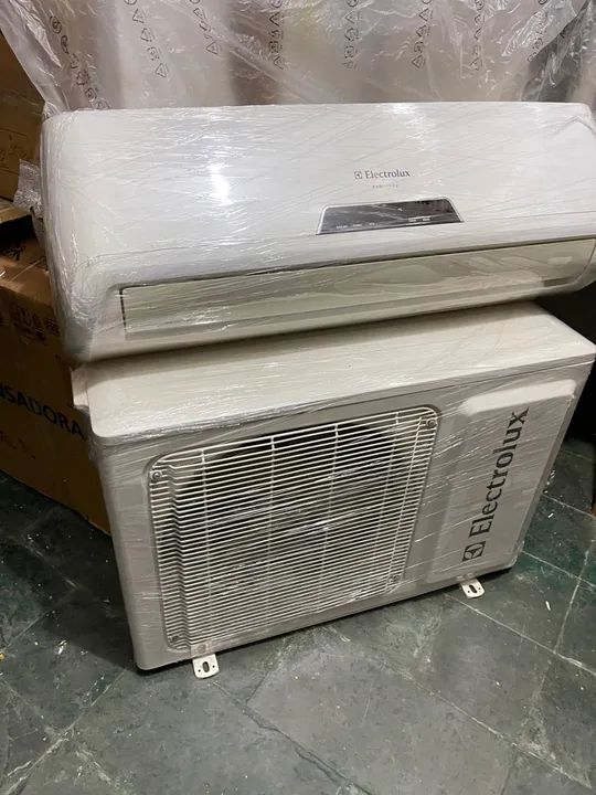 Ar Split ELECTROLUX 9000 btus semi novo - Foto 2
