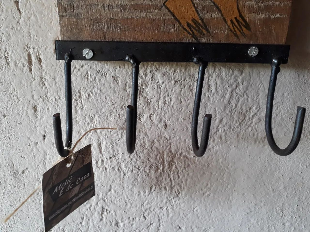Porta-chaves rústico com pintura de galo - Foto 2