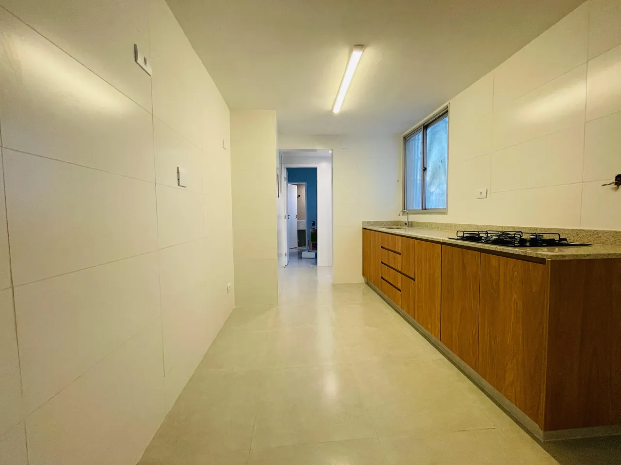 Setor Oeste Apartamento com 3 Quarto(s) e 3 banheiro(s) à Venda, 89 por R$ 410.000 no seto